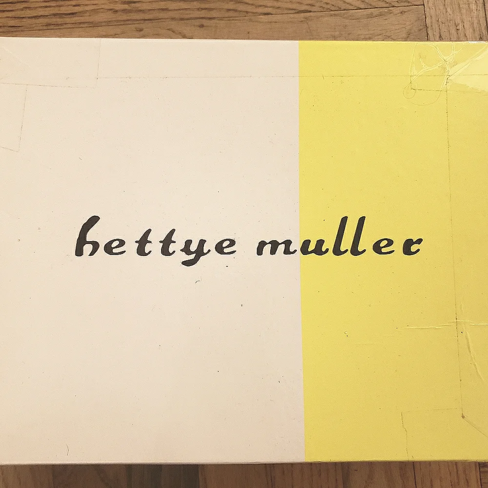 Betty Muller Red Espadrilles Wedges 6 NWOT